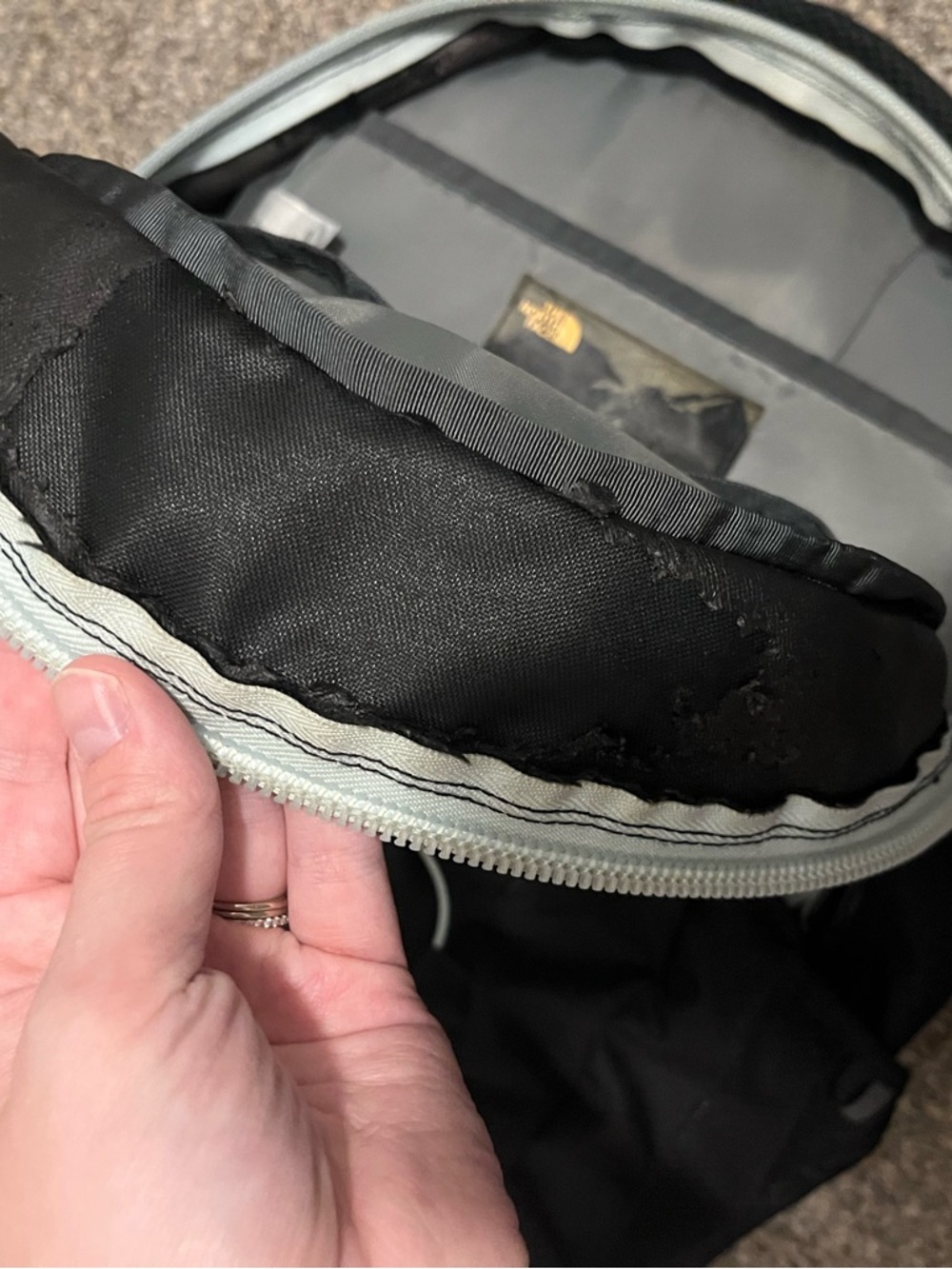 The North Face Jester - Picture 4 of 4